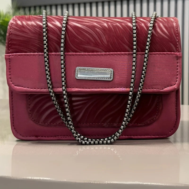 Luxury Women's Shoulder Bag in Faux Leather for Casual, Work, and Formal Use