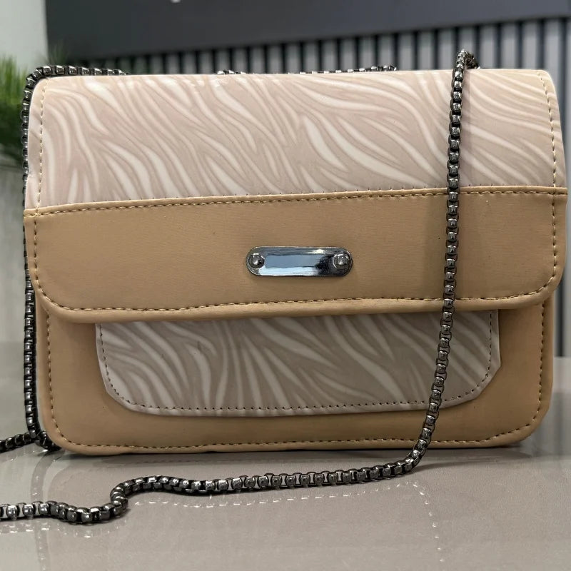 Luxury Women's Shoulder Bag in Faux Leather for Casual, Work, and Formal Use