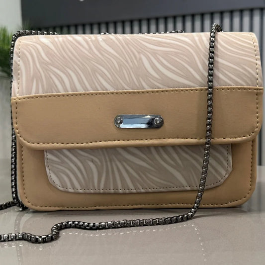 Luxury Women's Shoulder Bag in Faux Leather for Casual, Work, and Formal Use